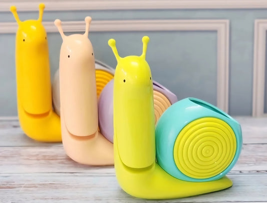 Snail Lamp With Pen Stand